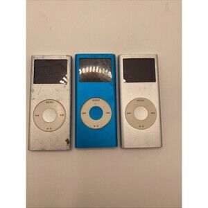 Lot of 3 Apple iPod Nano 2nd Gen 2GB & 4GB – Powers On – Battery/Screen Issues